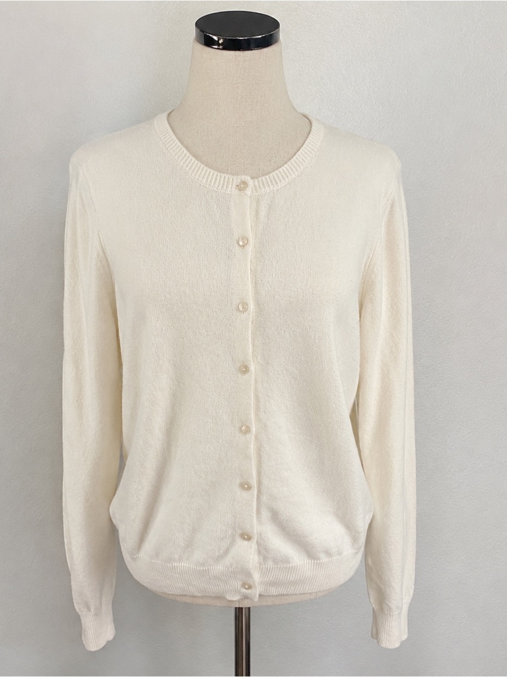 Old Navy Ivory Pearl-Button Crew Cardigan